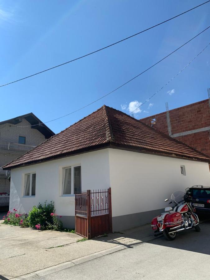 Lejla'S Guesthouse Gusinje Ngoại thất bức ảnh