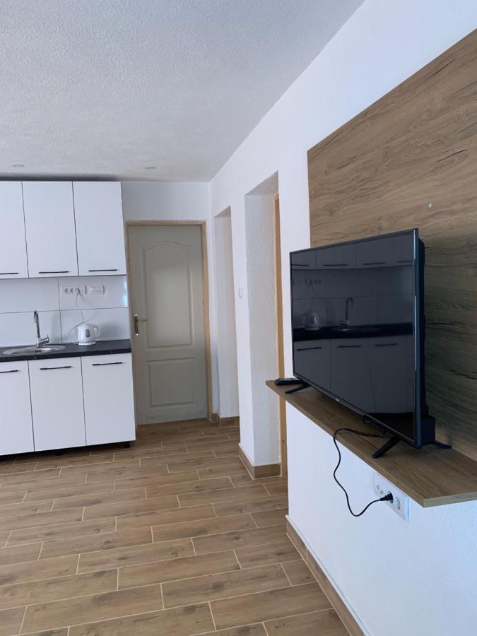Lejla'S Guesthouse Gusinje Ngoại thất bức ảnh